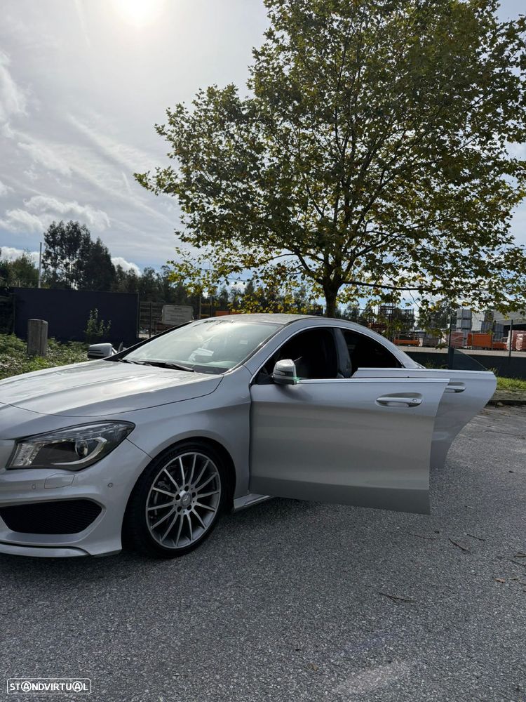 Mercedes-Benz CLA 180 - 4