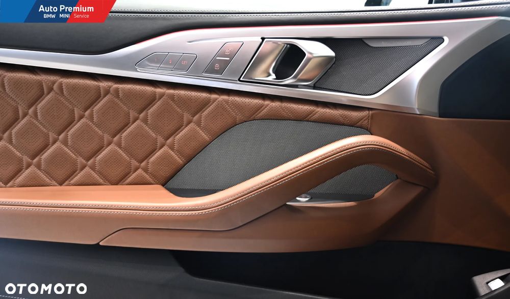 BMW M8 Competition - 15