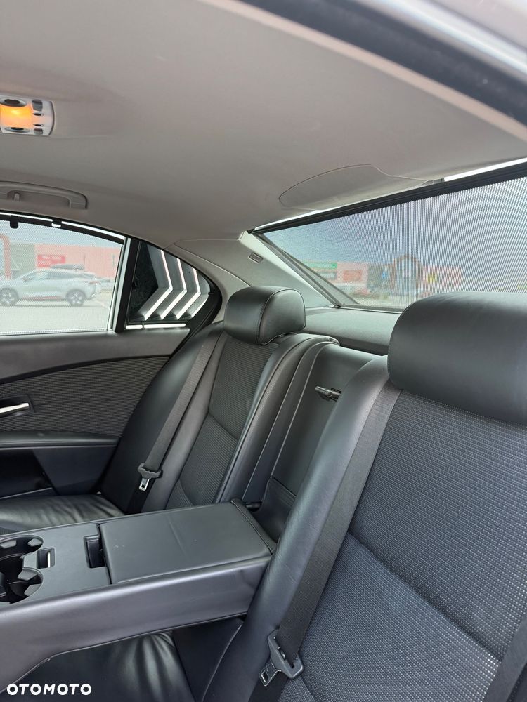 BMW Seria 5 - 16
