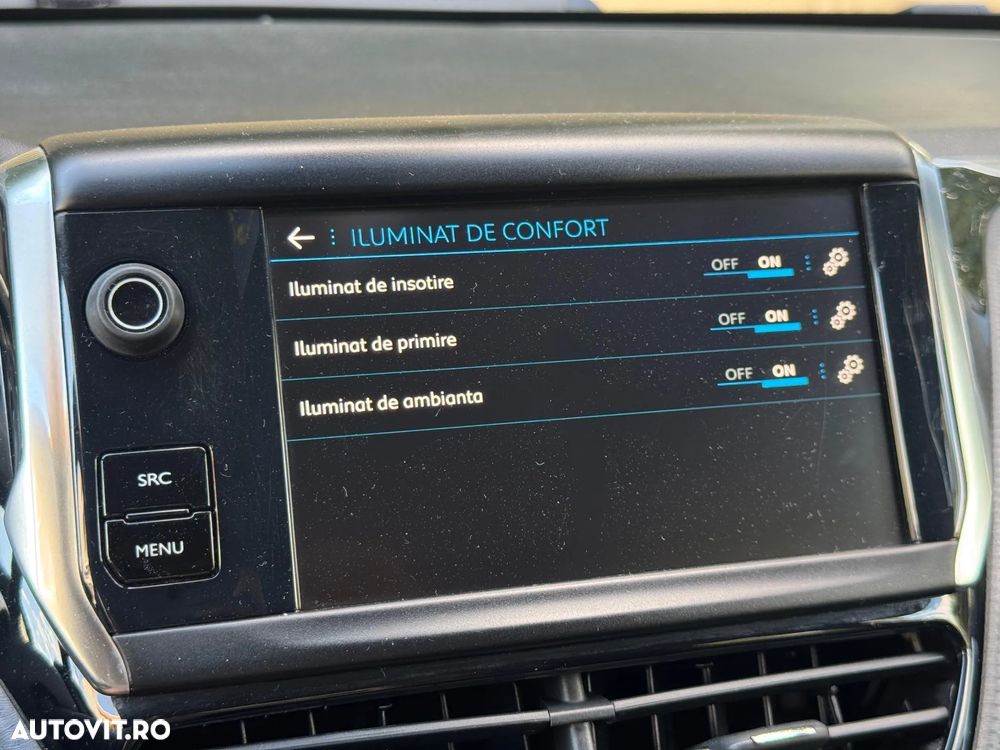 Peugeot 2008 PureTech 110 GPF Stop&Start EAT6 Allure - 25