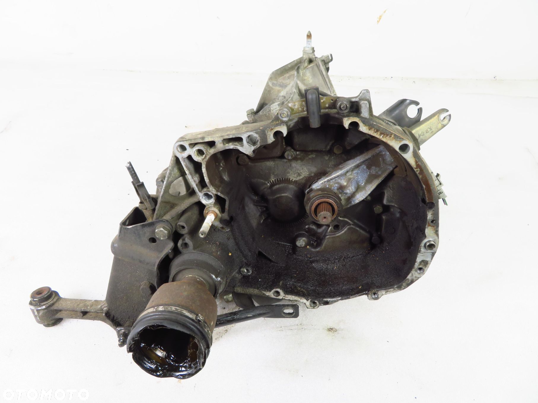 SKRZYNIA BIEGÓW RENAULT LAGUNA I 1.8 JB3147 - 1
