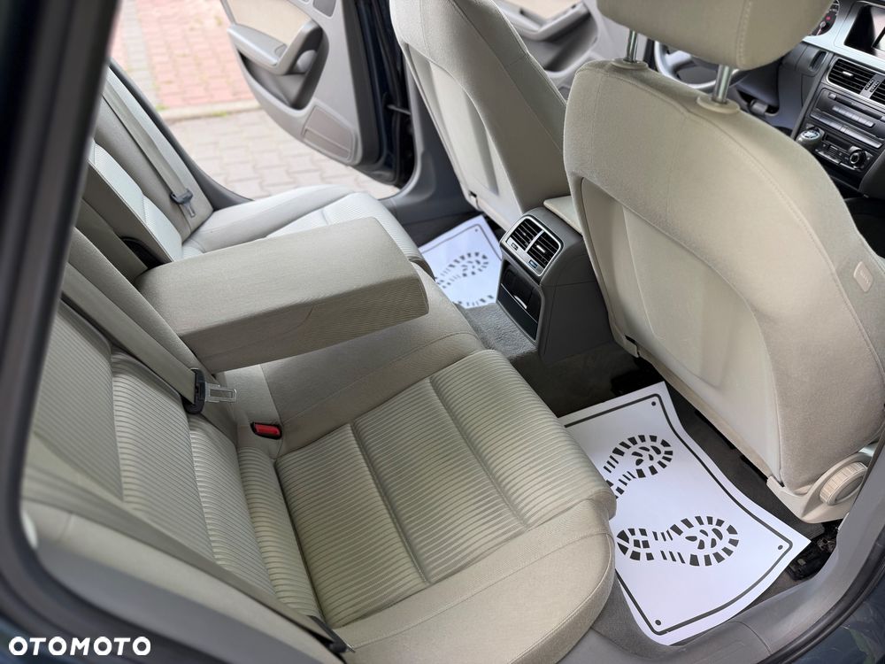 Audi A4 Limousine - 22