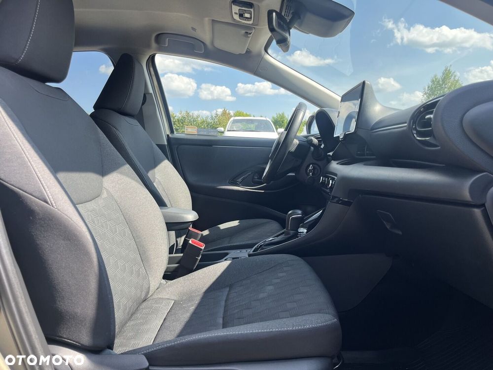 Toyota Yaris Hybrid 1.5 Style - 12