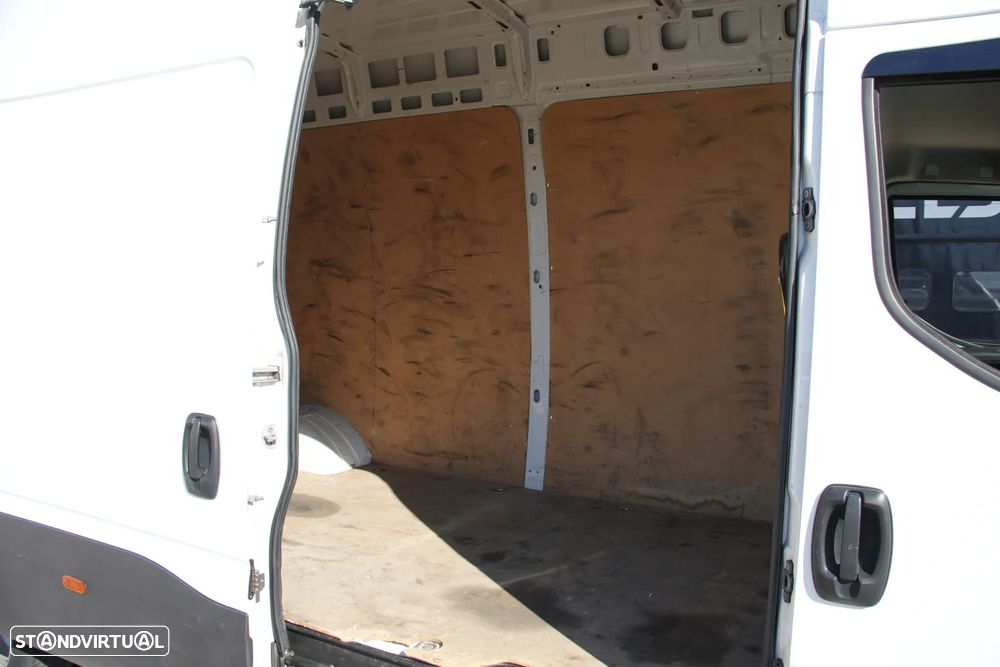 Iveco Daily Longa R. Duplo 35-160 160cv - 8