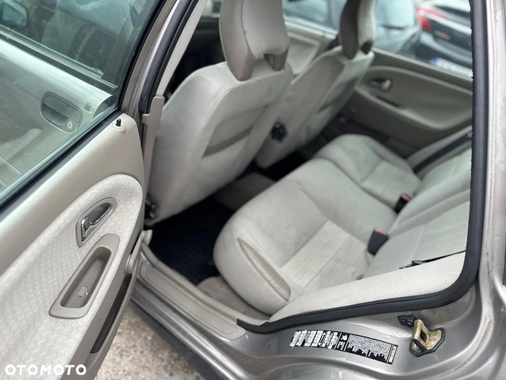 Drzwi przednie Volvo V40 kombi 2004 poj. 1.8 - 5