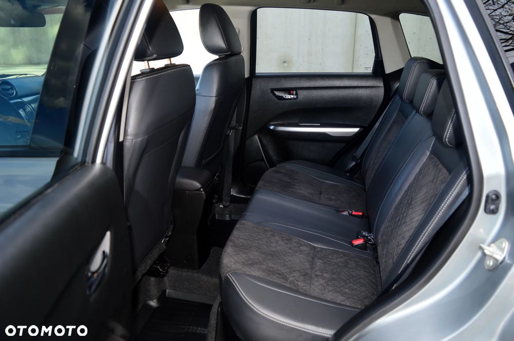 Suzuki Vitara 1.4 Boosterjet Hybrid Allgrip Comfort+ "SHINKAI" - 11