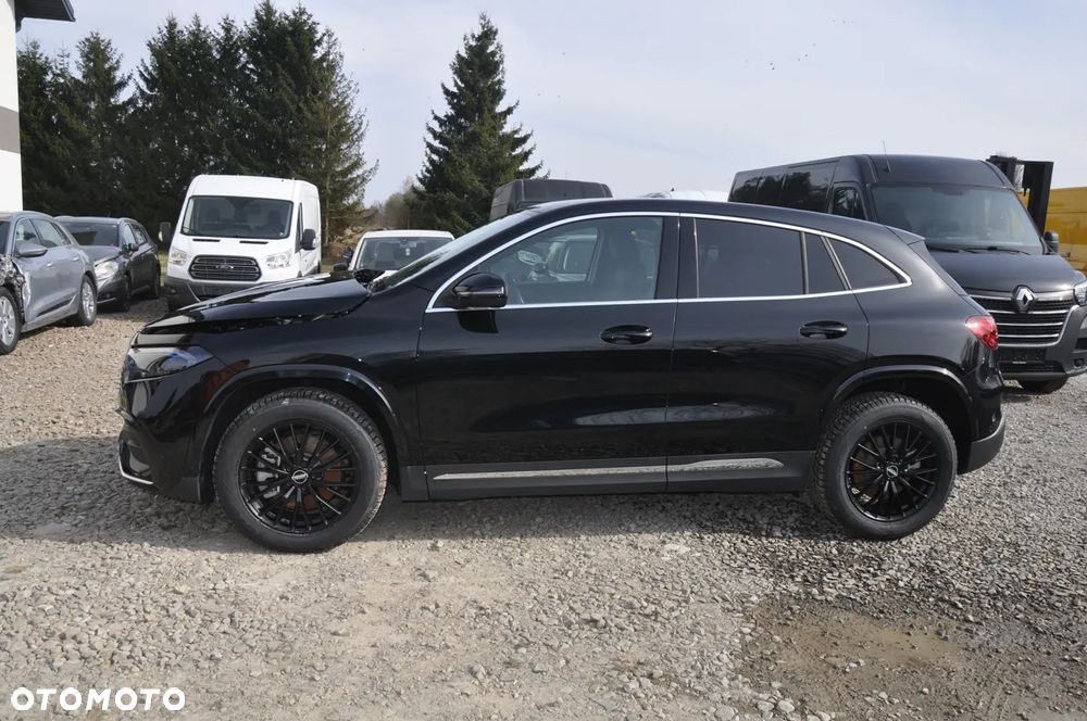 Mercedes-Benz EQA 250+ AMG Line - 16