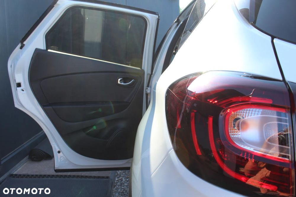 Renault Captur 1.3 Energy TCe S-Edition - 27