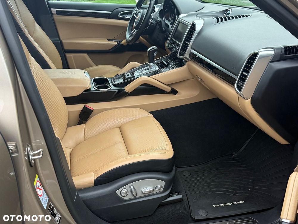 Porsche Cayenne S Diesel - 7