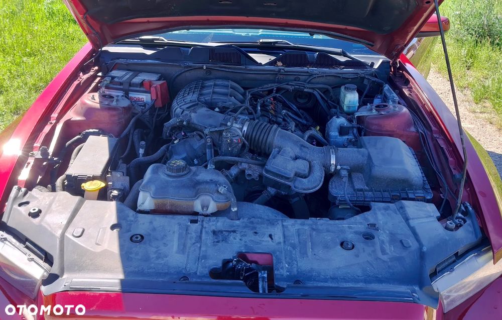 Ford Mustang 3.7 V6 Premium - 23