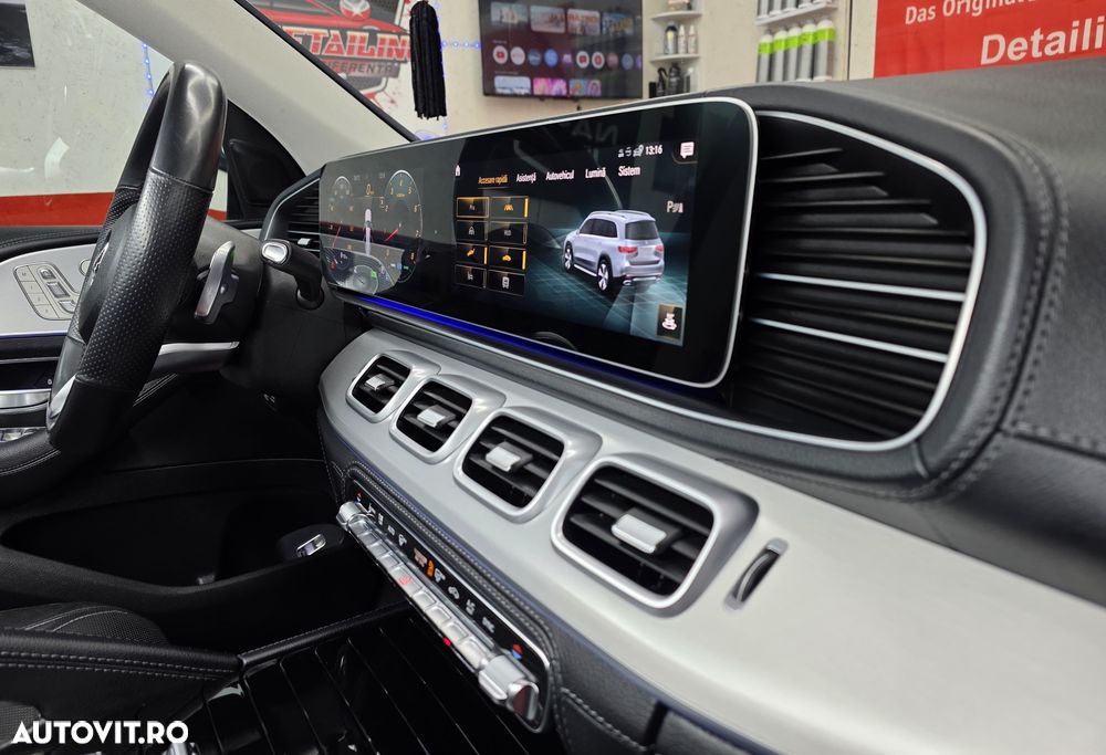 Mercedes-Benz GLS - 25