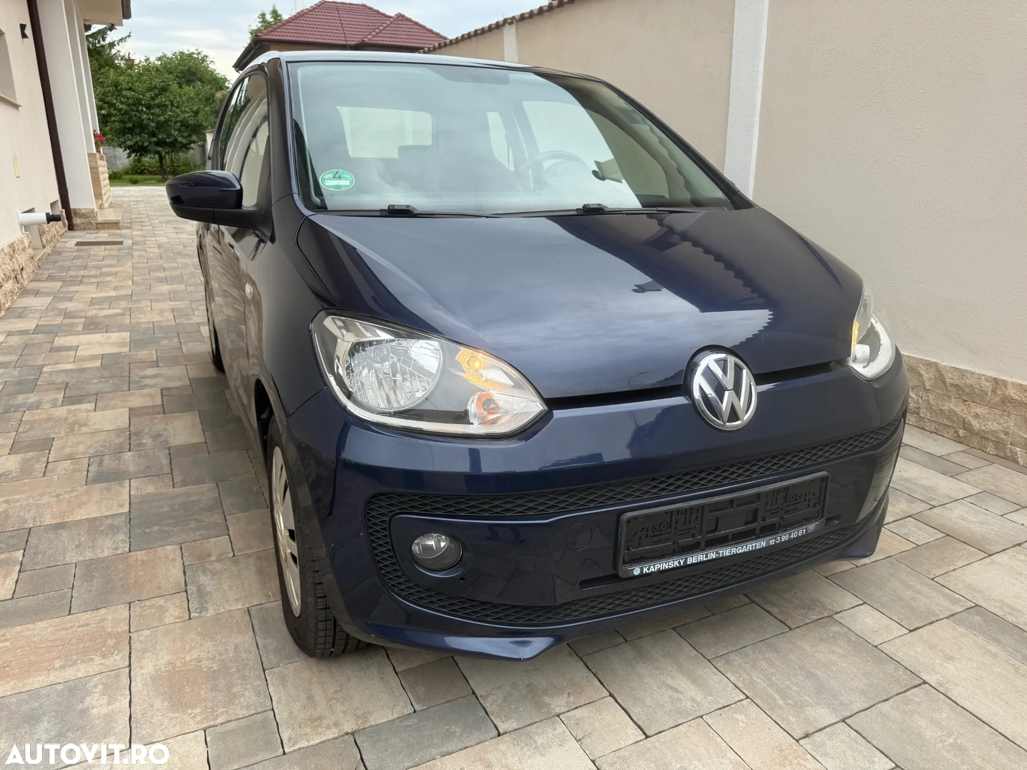 Volkswagen up! 1.0 Black - 12