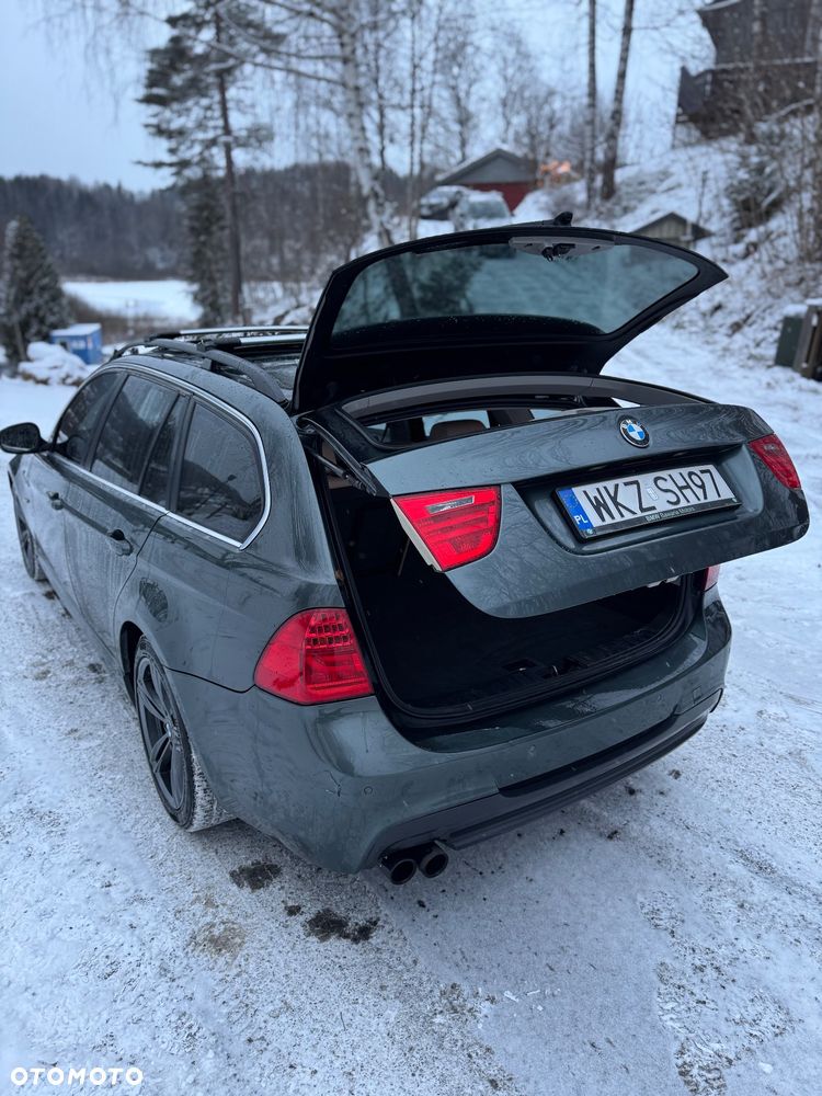 BMW Seria 3 330d xDrive - 25