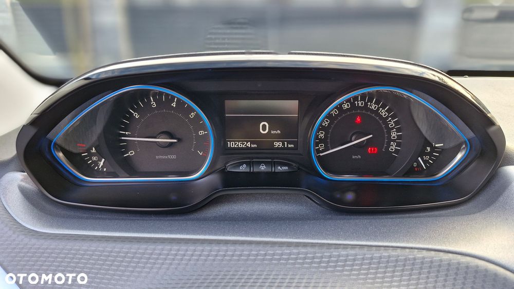 Peugeot 2008 PureTech 110 Stop&Start Style - 27