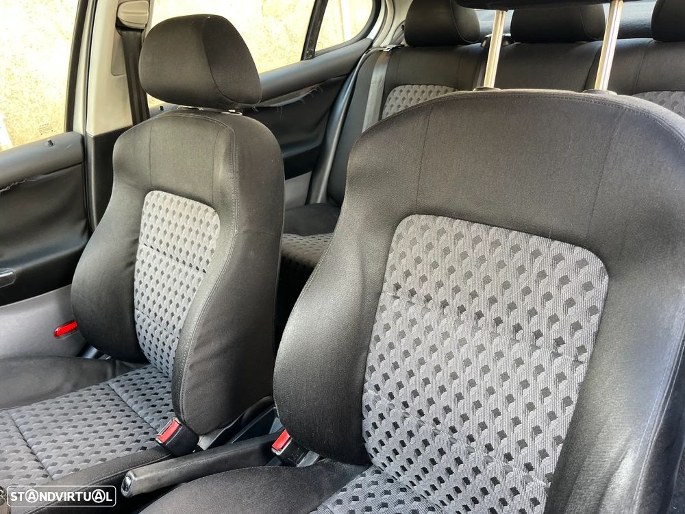 SEAT Leon 1.9 TDI Sport - 8