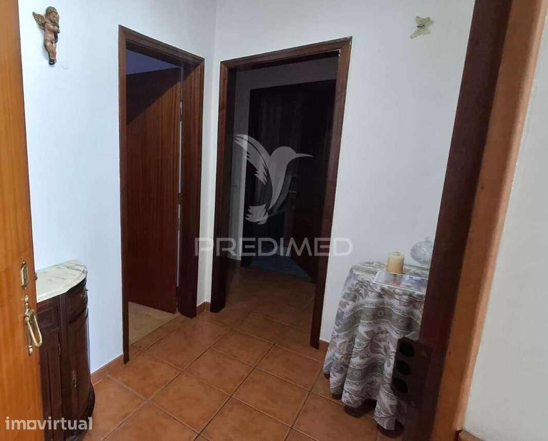 Apartamento T2 no rés-do-chão com garagem em Alpiarça - Grande imagem: 4/25