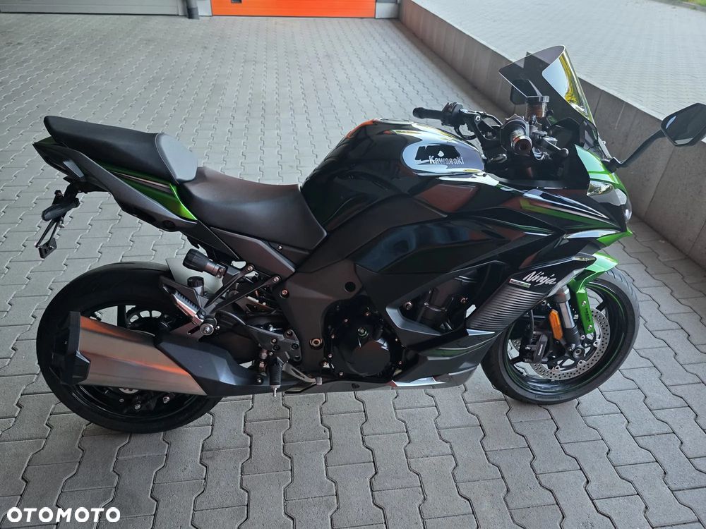 Kawasaki Ninja 1000 SX - 8