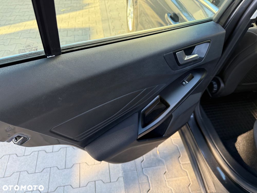 Ford Focus 1.5 EcoBlue Connected - 20