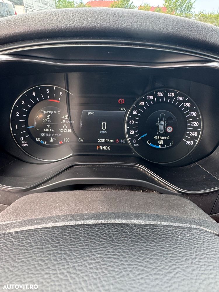 Ford Mondeo 2.0 TDCI PowerShift Titanium - 11