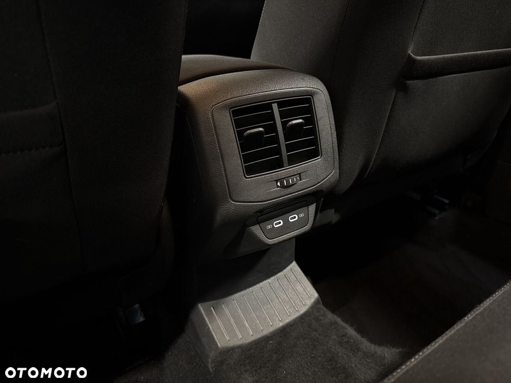 Volkswagen T-Roc 1.5 TSI Life DSG - 18