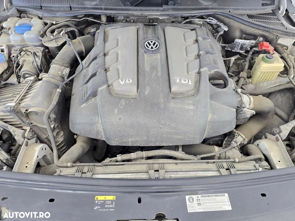 Volkswagen Touareg 3.0 V6 TDI SCR Blue Motion DPF Automatik Terrain Tech Exclusive - 37