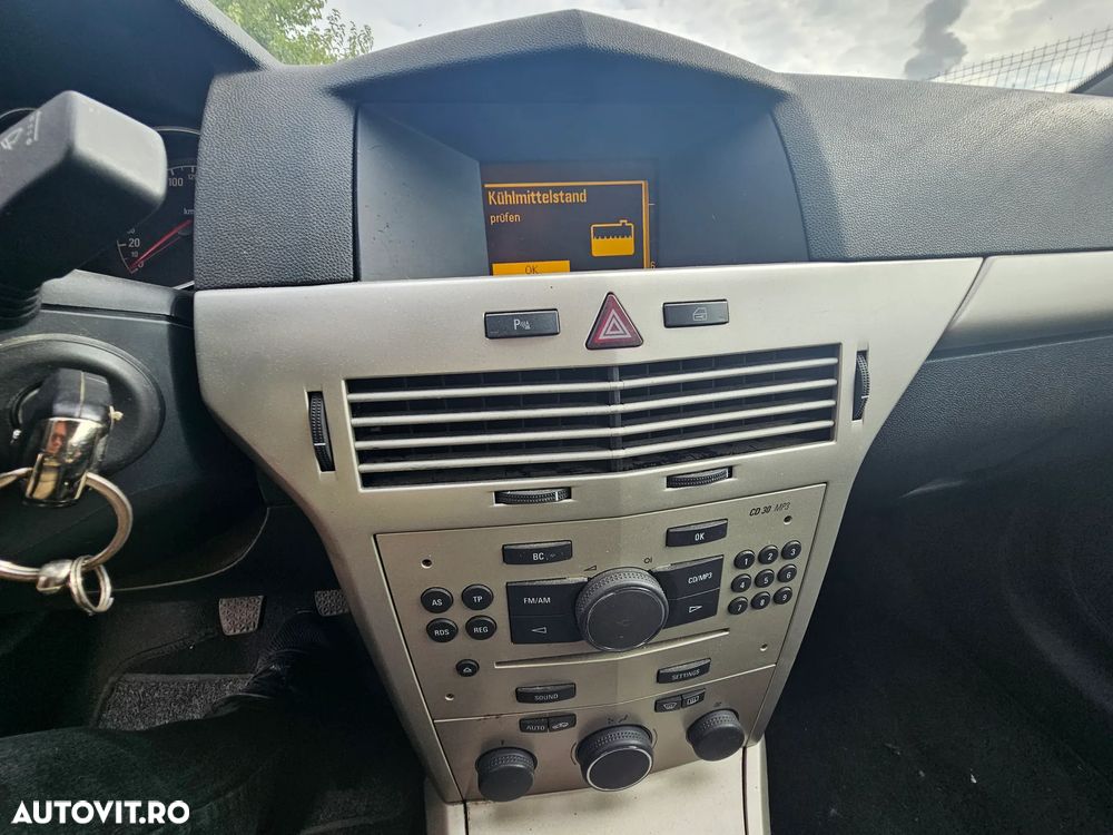 Opel Astra - 8