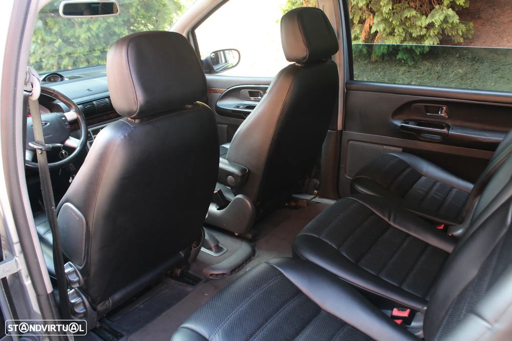 Ford Galaxy TDI Ghia - 29