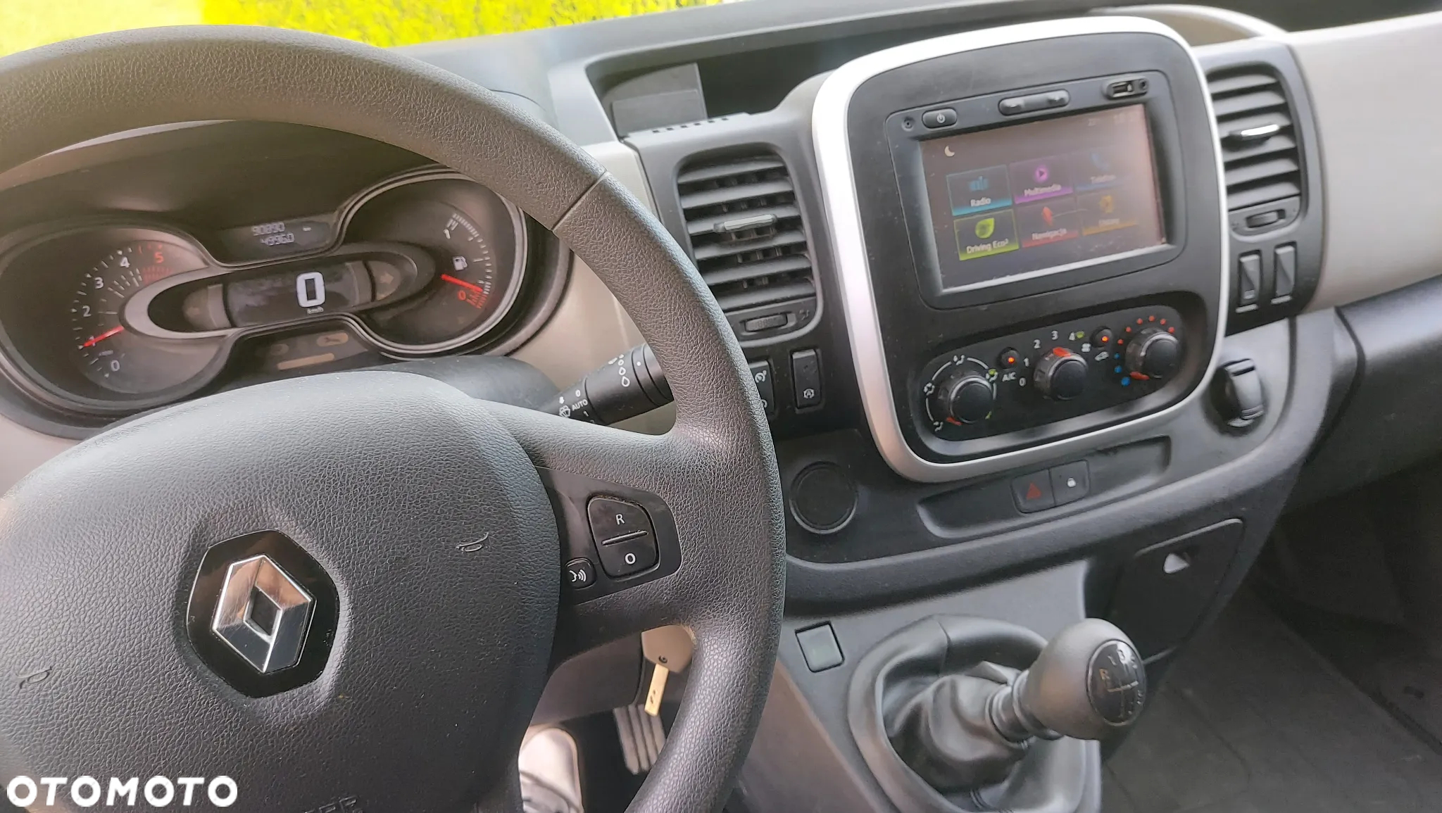 Renault Trafic - 23