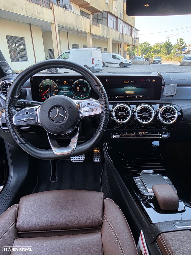Mercedes-Benz CLA 250 e Shooting Brake AMG Line - 14
