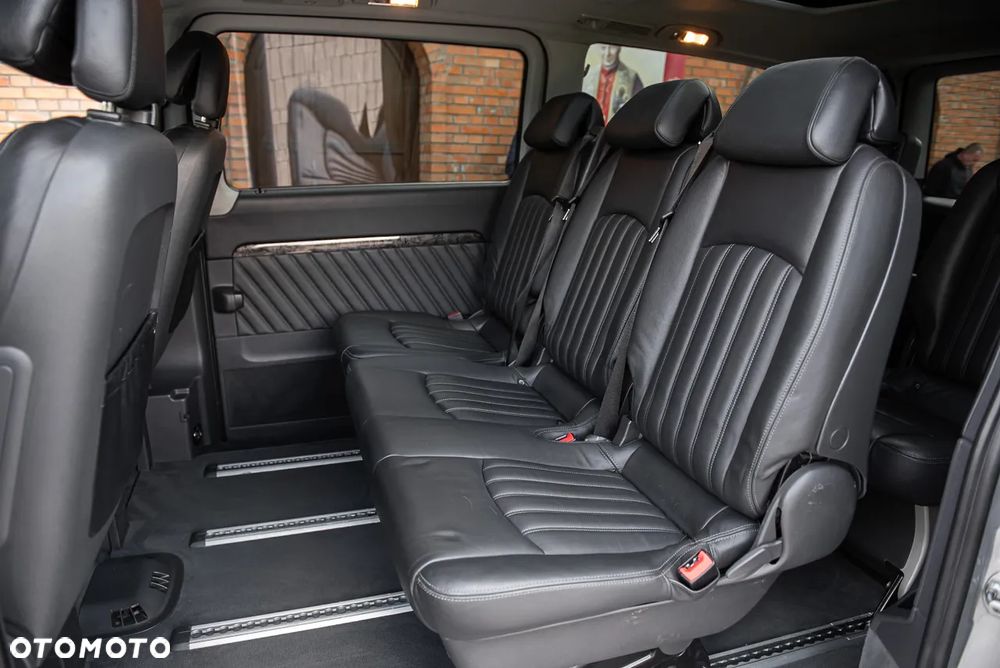 Mercedes-Benz Viano - 24