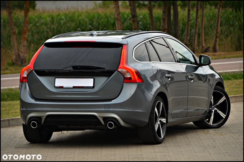 Volvo V60 D2 Drive-E R-Design Momentum - 3