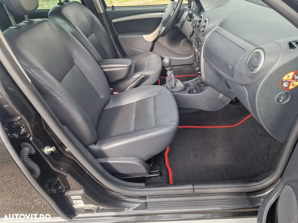 Dacia Duster 1.5 dCi 4x4 Prestige - 11