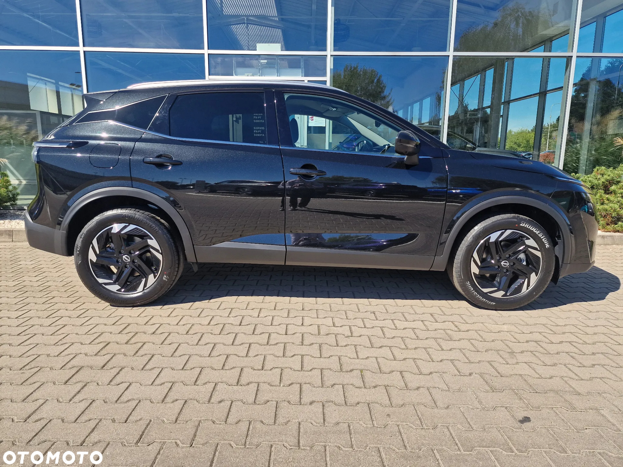 Nissan Qashqai 1.3 DIG-T mHEV N-Connecta Xtronic - 3