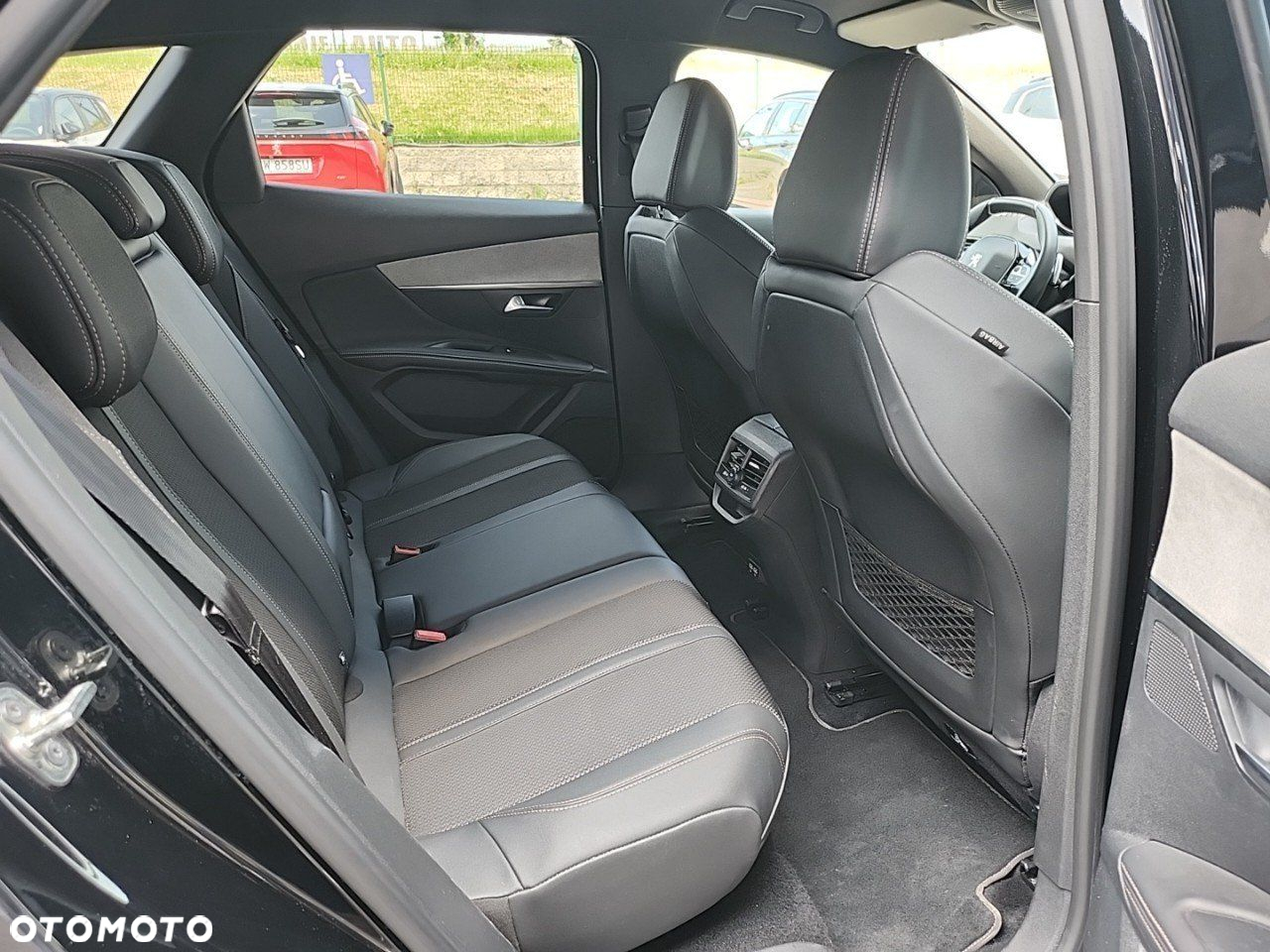 Peugeot 3008 1.5 BlueHDi GT S&S EAT8 - 13