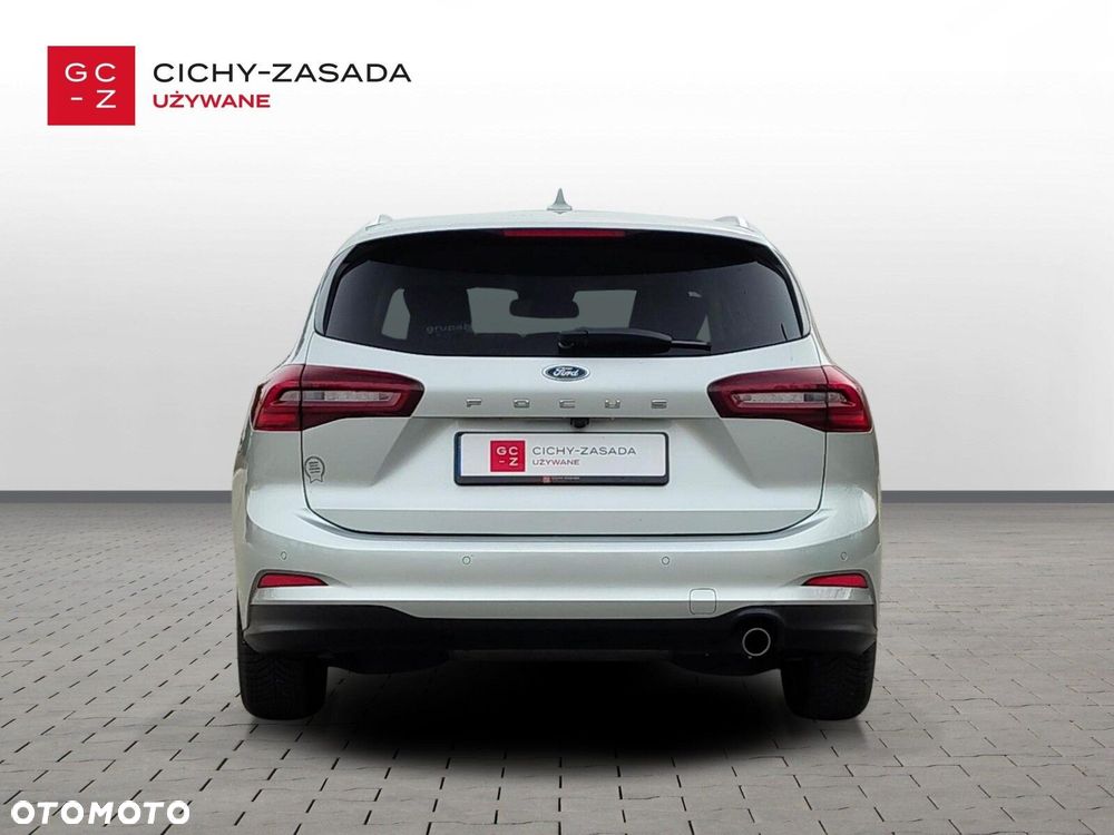 Ford Focus 1.0 EcoBoost Titanium - 5