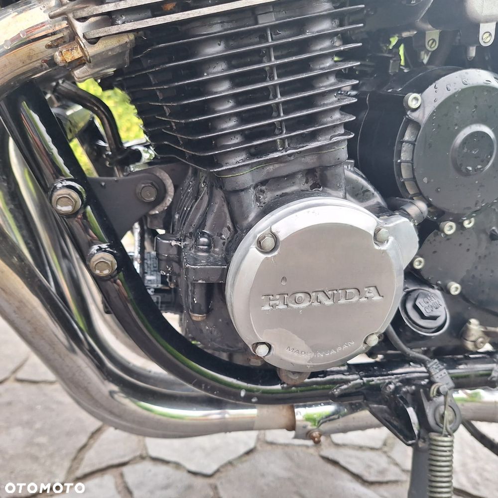 Honda CB - 8