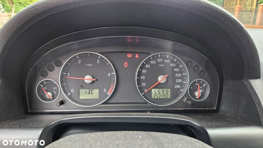 Ford Mondeo - 14