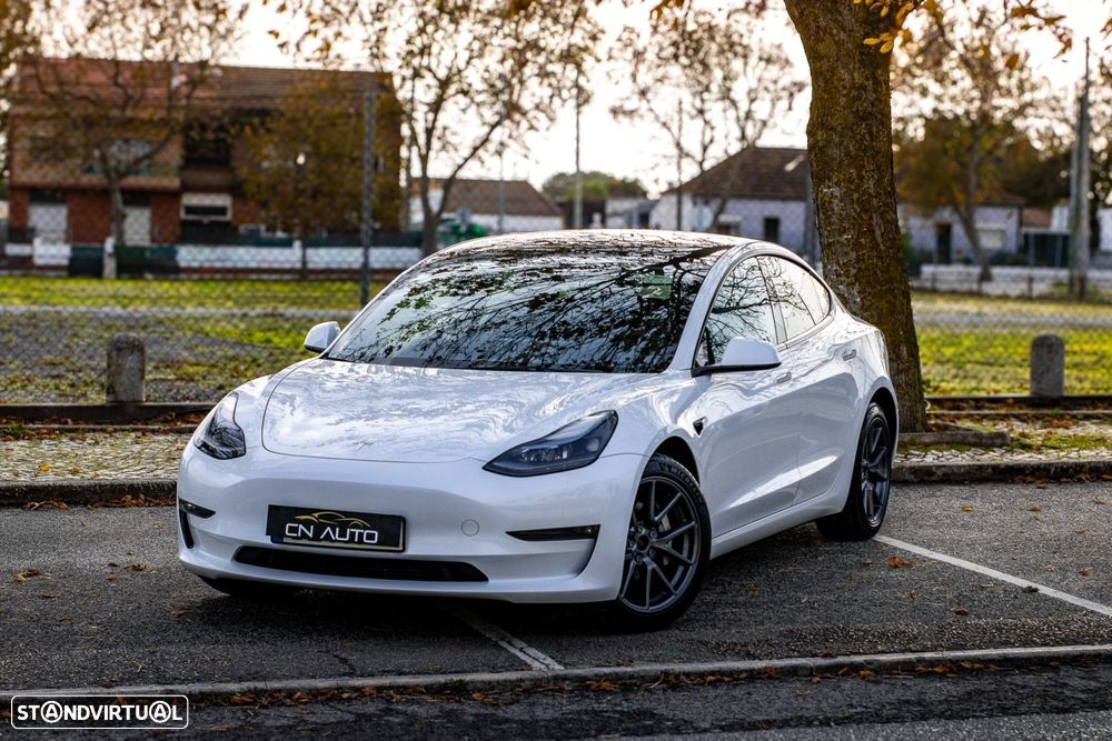 Tesla Model 3 - 2