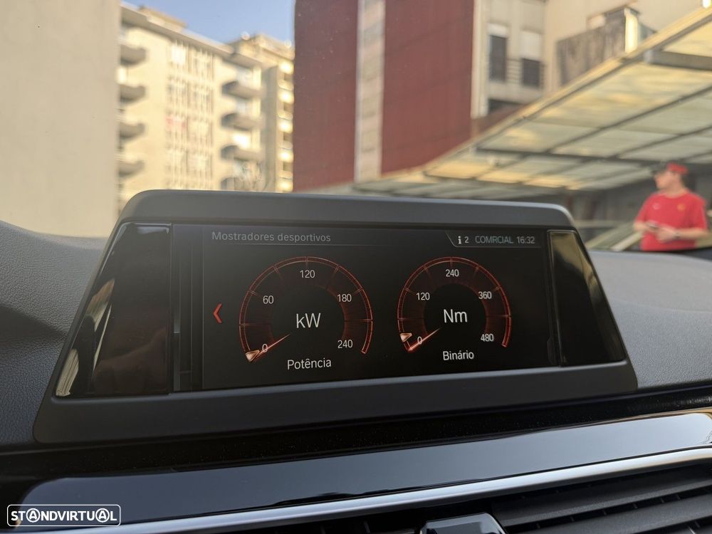 BMW 530 e iPerformance Line Luxury - 51