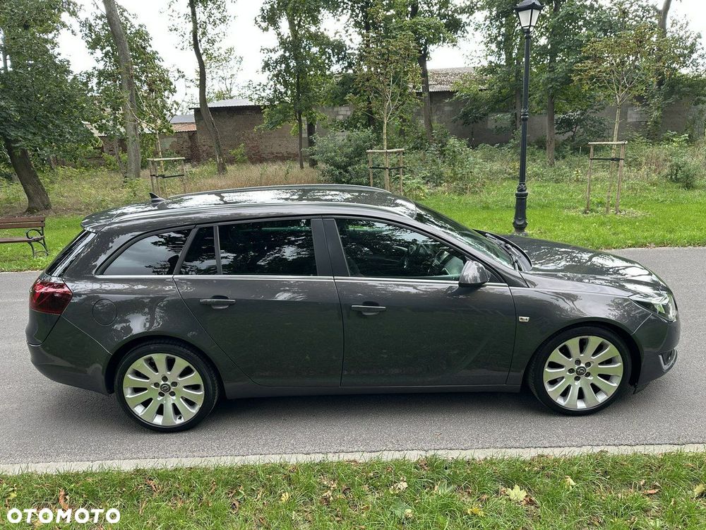 Opel Insignia - 12