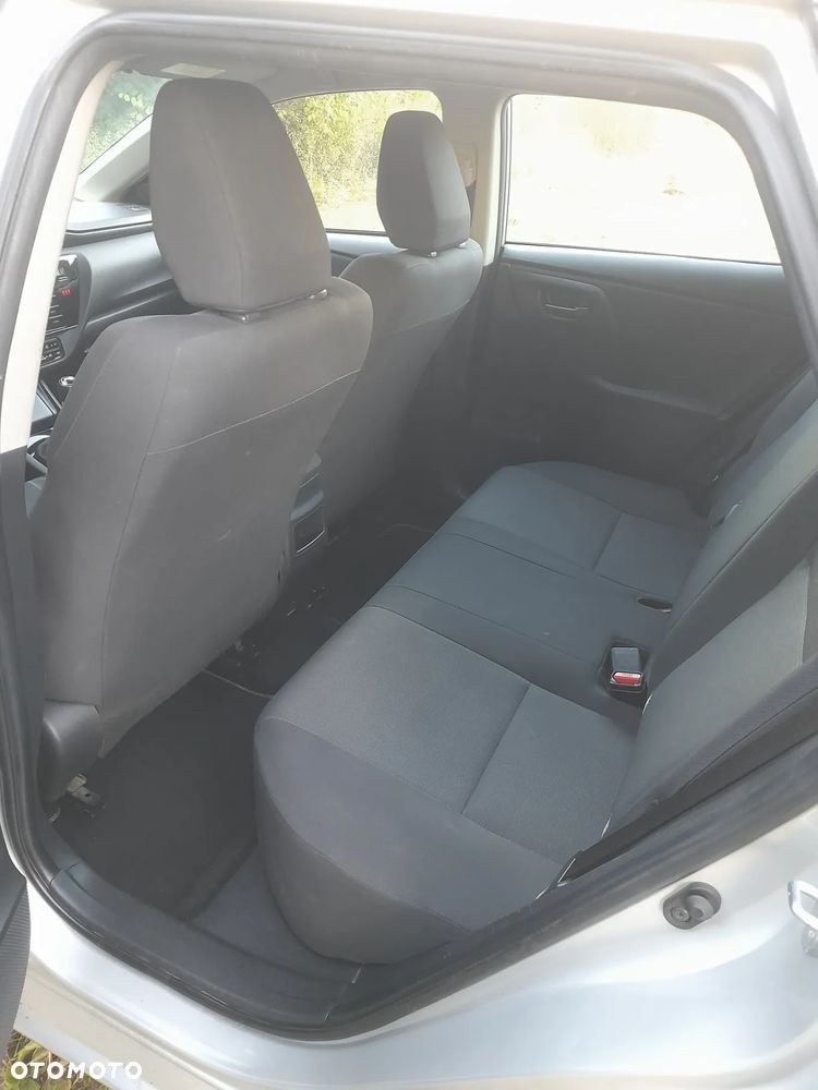 Toyota Auris 1.6 Active - 28