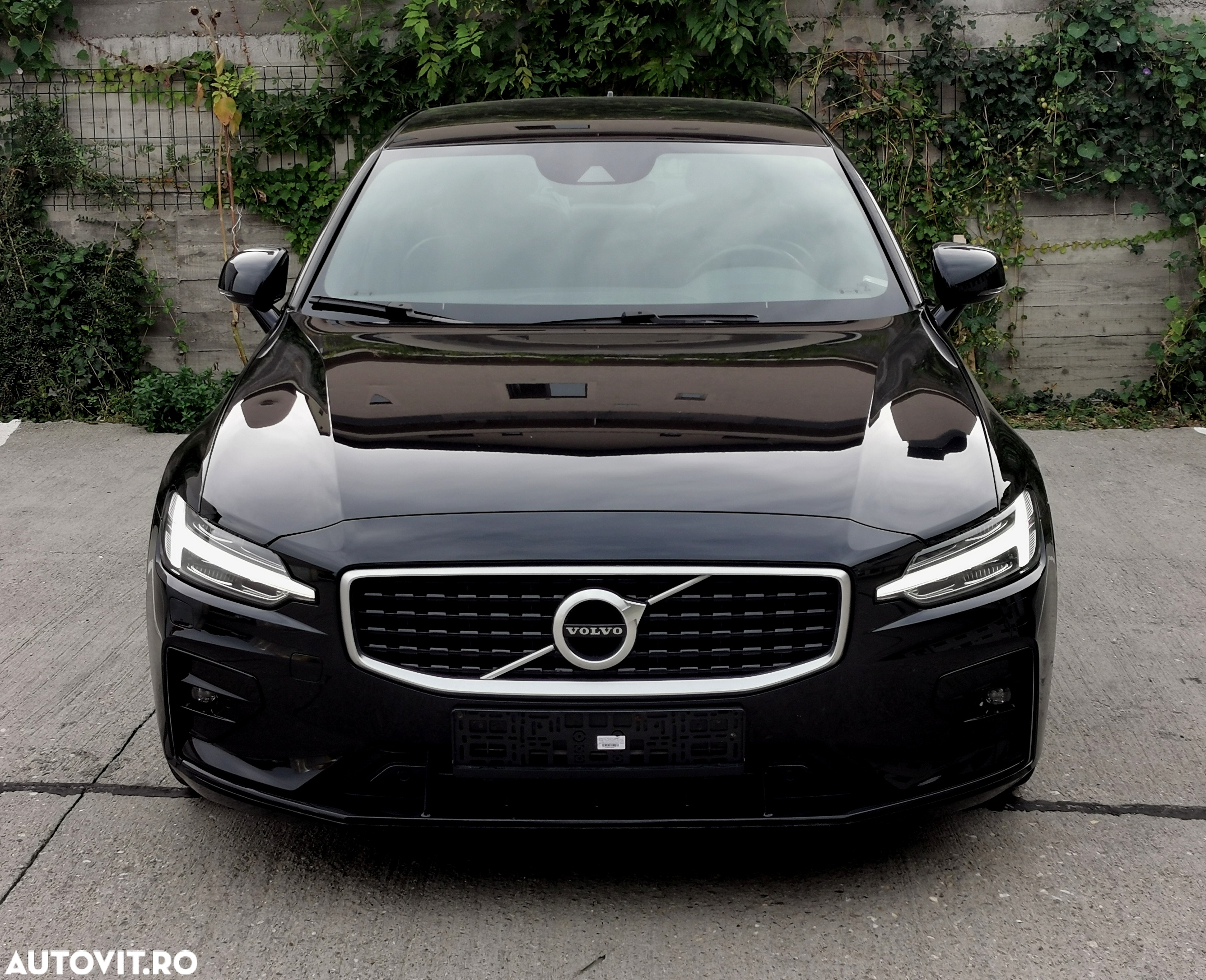 Volvo S60 T5 R-Design - 25