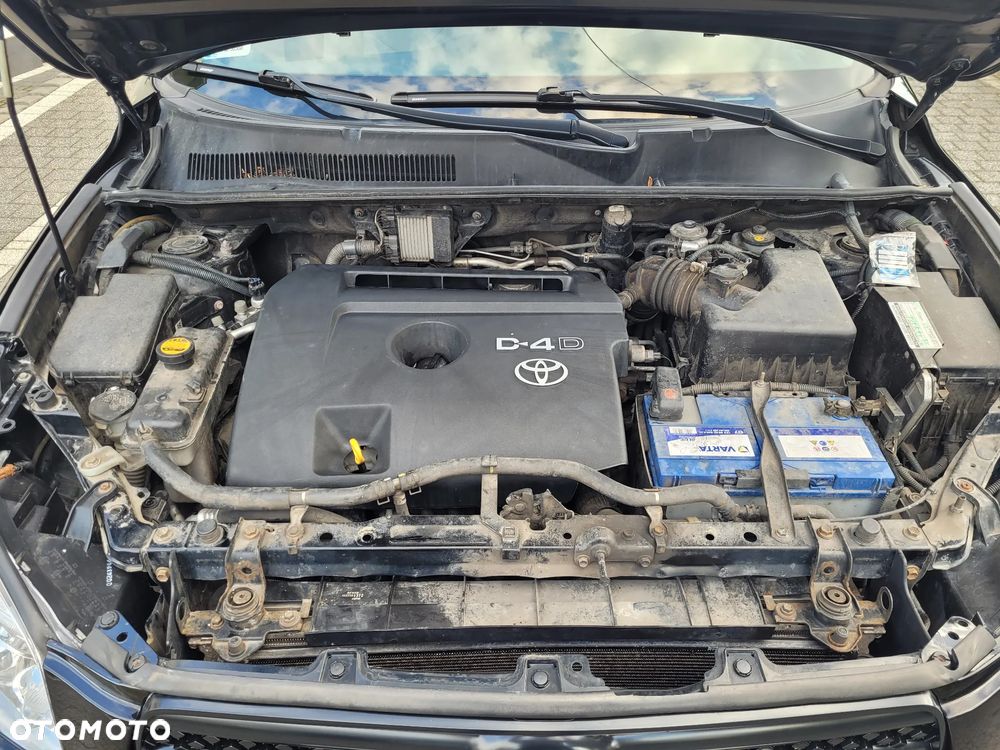 Toyota RAV4 2.2 D-4D Prestige - 12