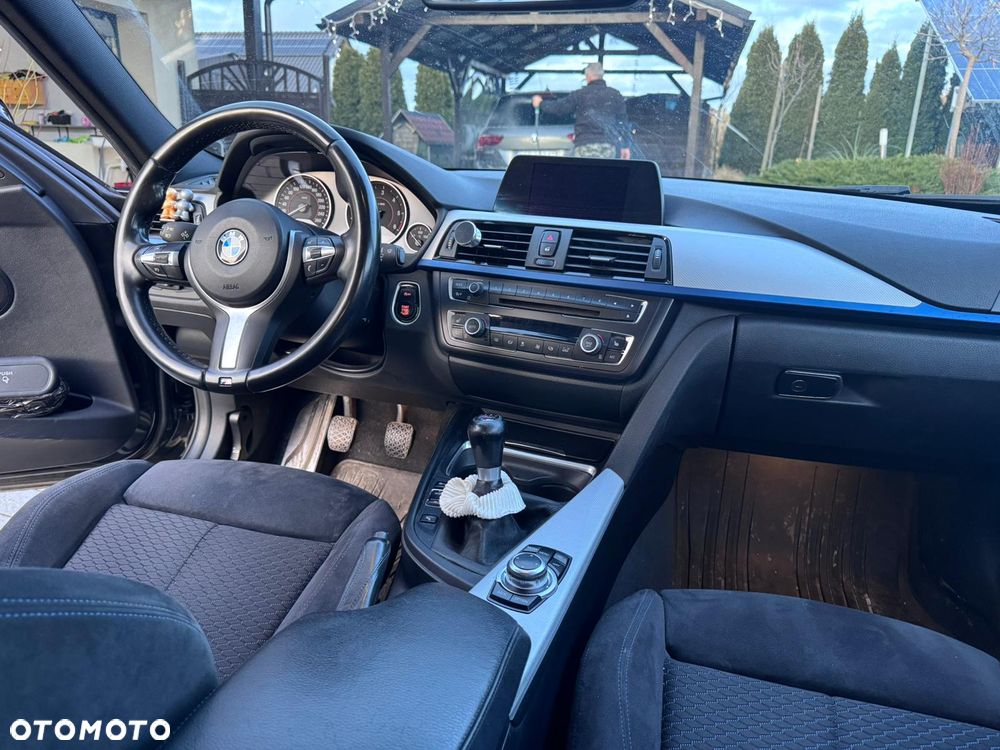 BMW Seria 3 318d - 29