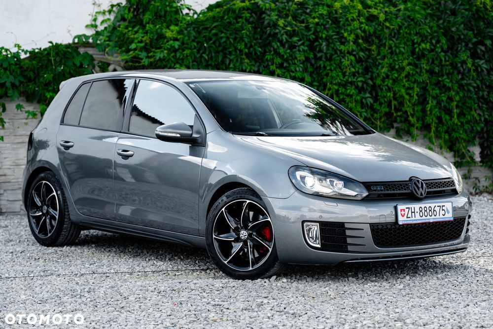 Volkswagen Golf 2.0 GTI DSG - 5