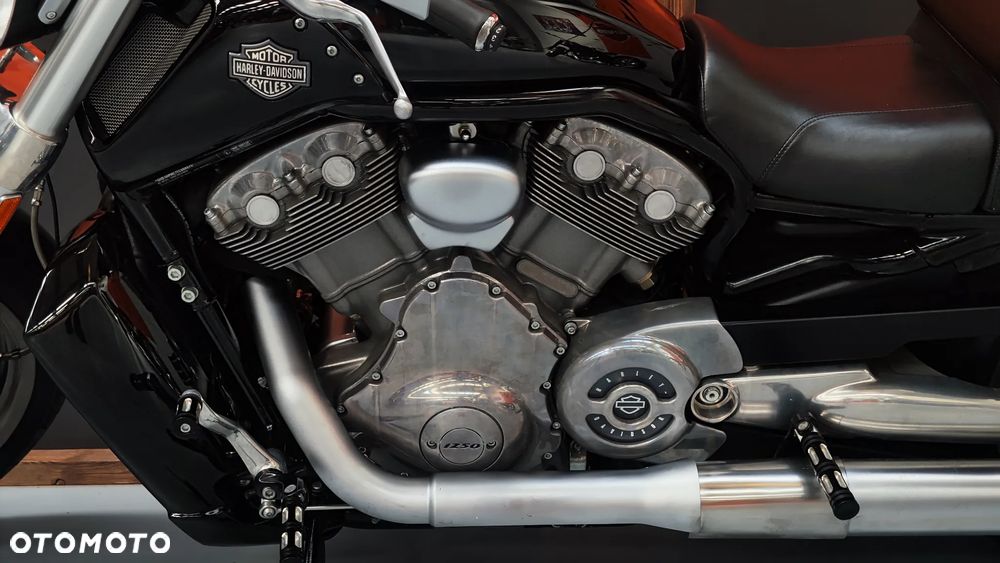 Harley-Davidson V-Rod Muscle - 22