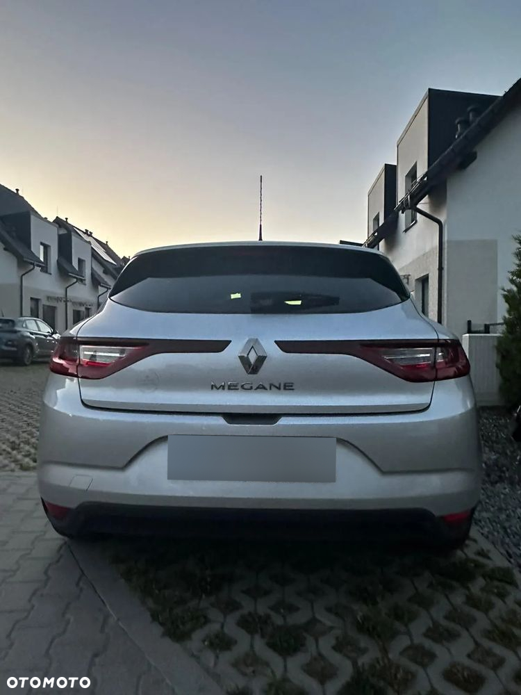 Renault Megane 1.5 Blue dCi Limited - 8