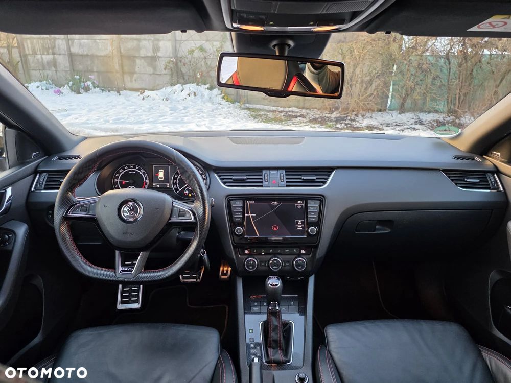 Skoda Octavia 2.0 TDI DSG RS - 6