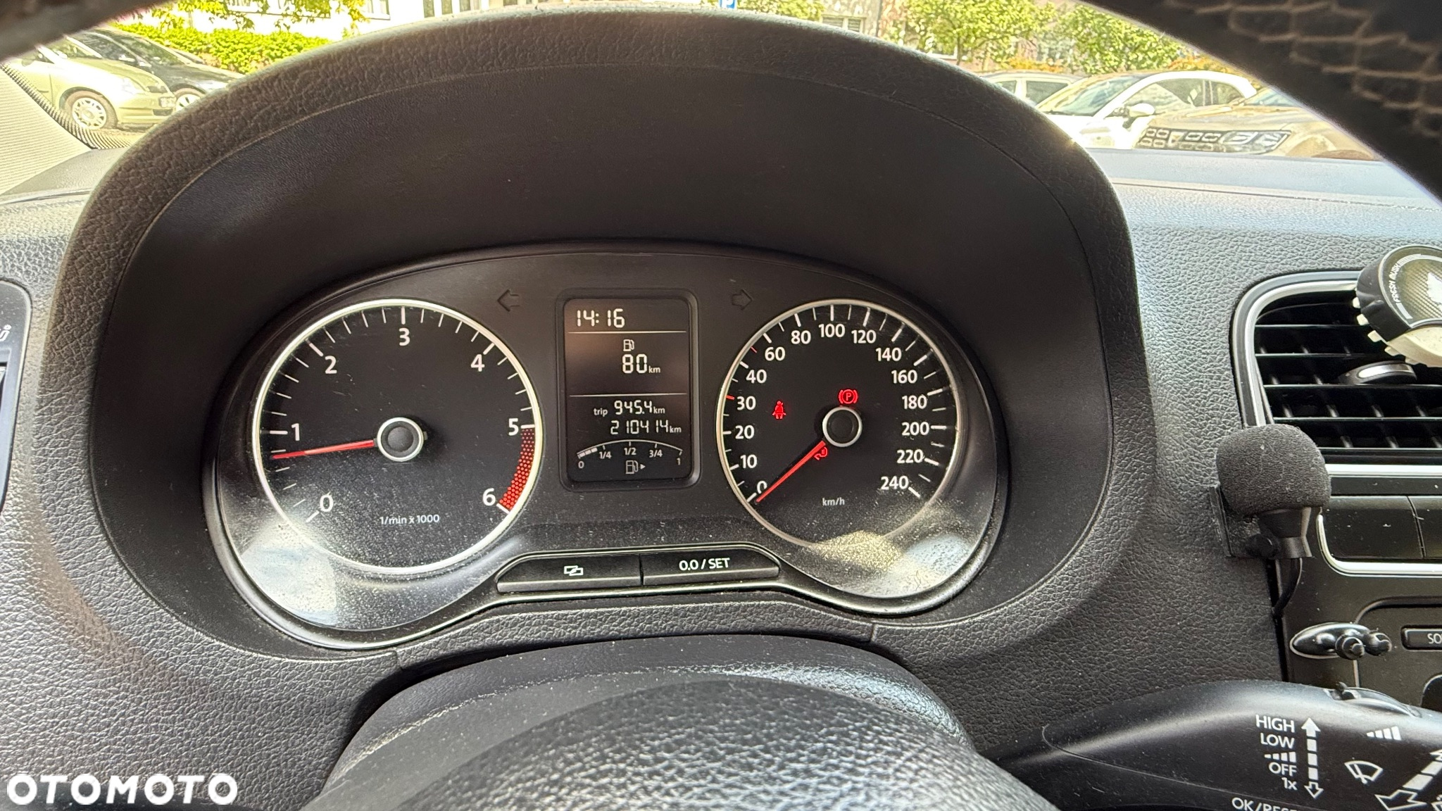 Volkswagen Polo - 11