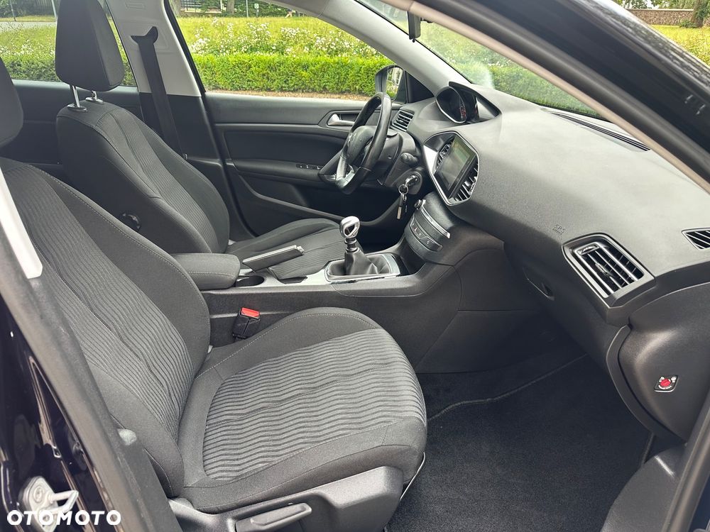 Peugeot 308 1.6 BlueHDi Business Line S&S - 29